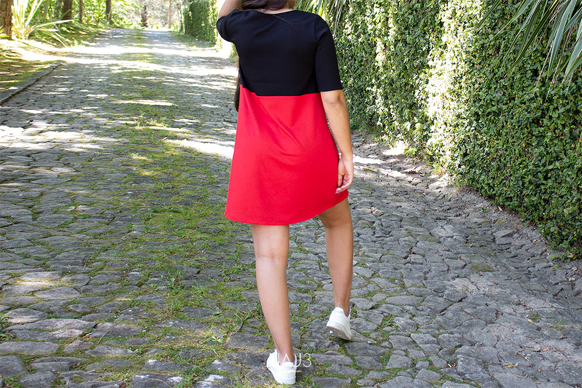 Vestido Ponto Roma - Horizontal - Preto e Vermelho